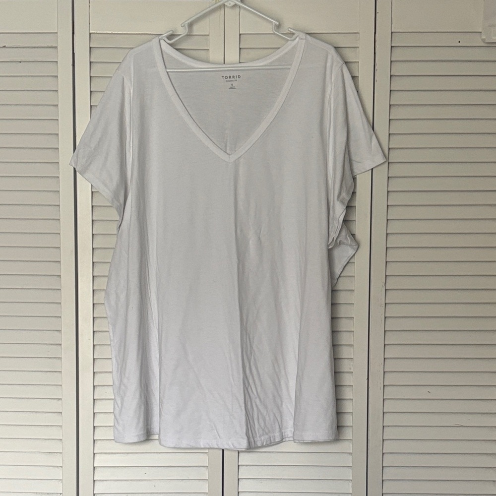 Torrid Women's Classic White V-Neck Tee
